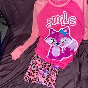 NWT girls’ matching pajama set